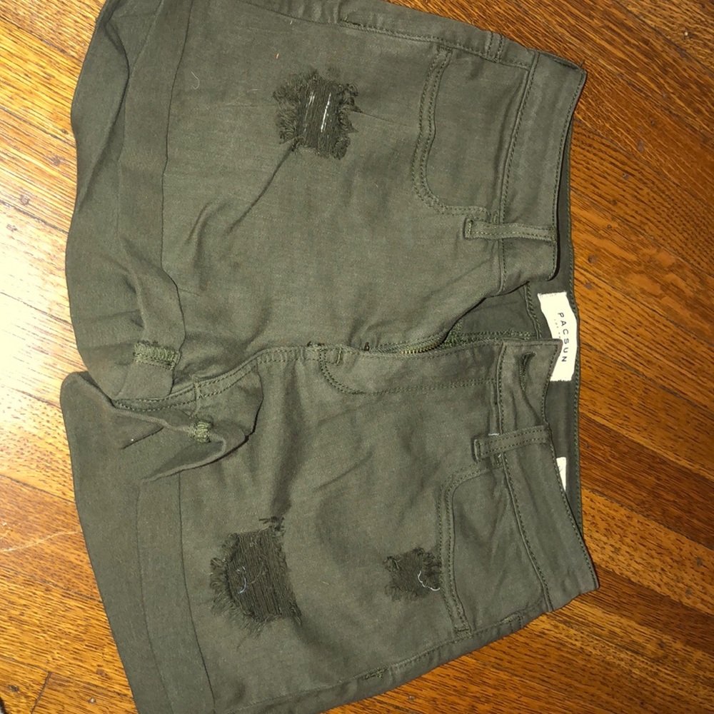 ARMY GREEN JEAN SHORTS